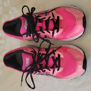 Acics GT 1000 Gel sneakers